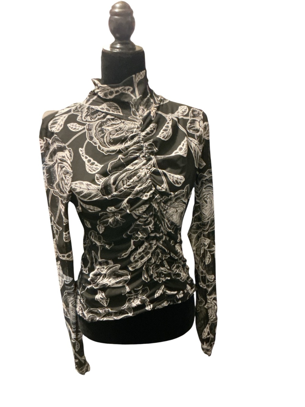 fresh Black & White Floral Ruched Mock Neck Long Sleeve Top
